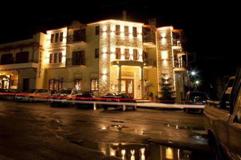 Hotel Kynaitha Kalavryta Exterior foto